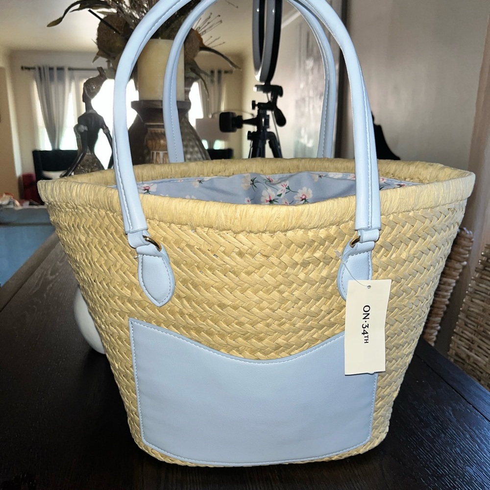 On 34th Isabellaa Straw Medium Drawstring Tote, Straw/Light Blue NWT